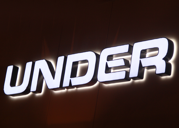 不锈钢发光字制作应注意的事项 不锈钢发光字制作应注意的事项