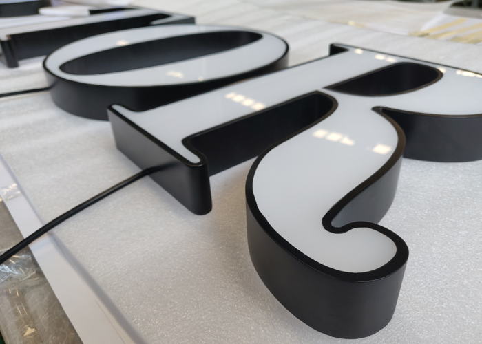 超级发光字应用及优势介绍