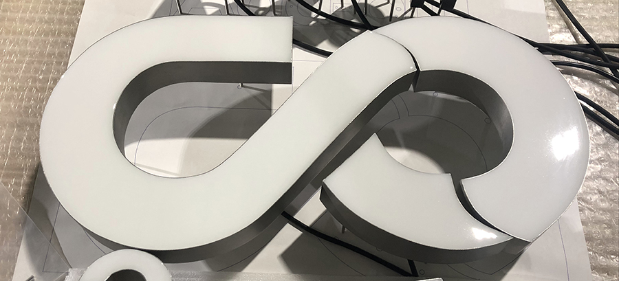 决定树脂发光字使用寿命的因素有哪些？