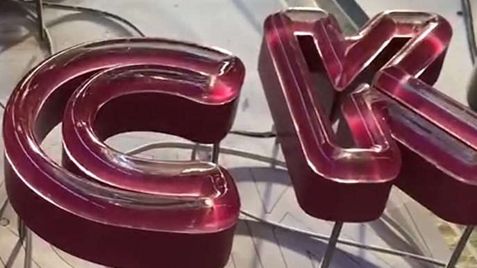 LED霓虹发光字为什么要采用柔性霓虹灯作为光源？