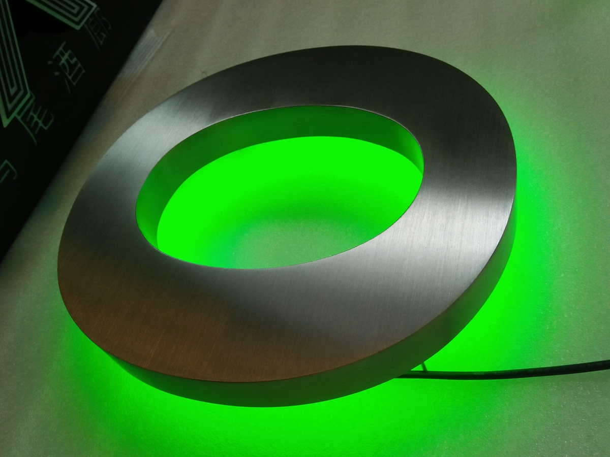 LED背发光字是什么意思?有哪些特征? LED背发光字是什么意思?有哪些特征?