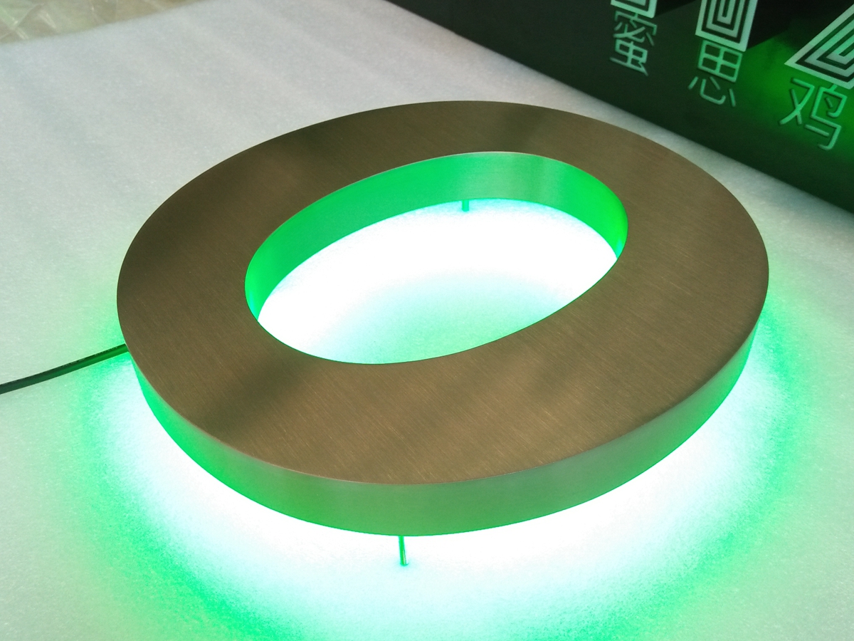 LED背发光字设计要领有哪些? LED背发光字设计要领有哪些?