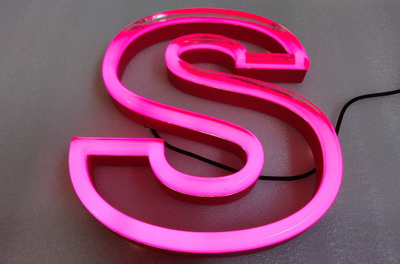LED霓虹发光字相对于传统的发光字有哪些优势? LED霓虹发光字相对于传统的发光字有哪些优势?