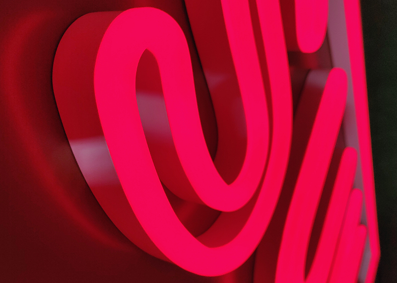 决定LED霓虹发光字制作质量好坏的因素有哪些? 决定LED霓虹发光字制作质量好坏的因素有哪些?