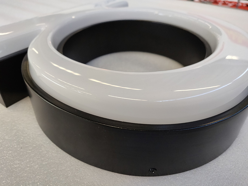 LED吸塑发光字的5大特点分析 LED吸塑发光字的5大特点分析