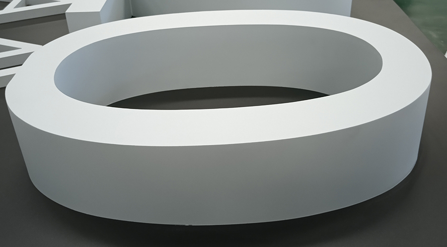 户外落地立体发光字一般采用哪些形式？