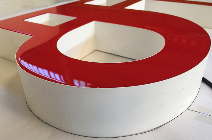 树脂发光字的优点缺点和维护保养方法分析