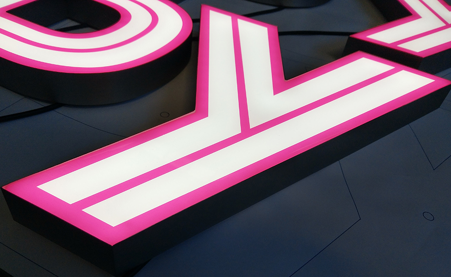 店招发光字设置的3点要求和5大类型介绍