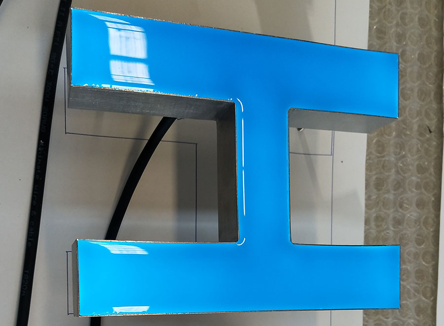 树脂发光字的优点和缺点分别有哪些？