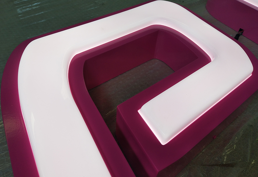 选购超级发光字的一些方法分享