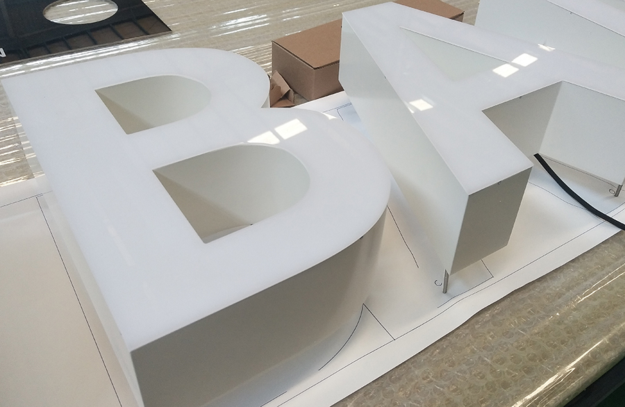 LED迷你发光字设计制作的一些注意事项