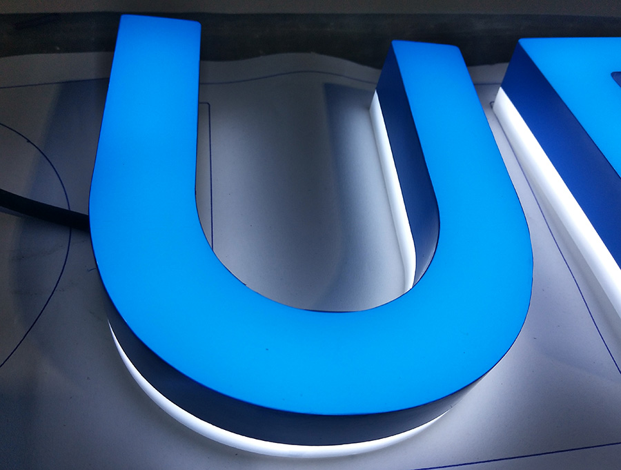 LED发光字制作工具主要有哪些？