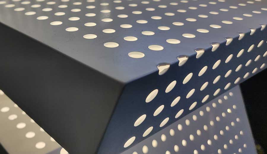 冲孔发光字的6大优点是什么？