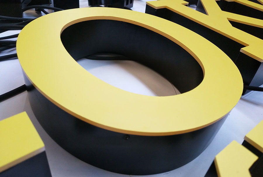 亚克力无边框发光字制作需要注意些什么？