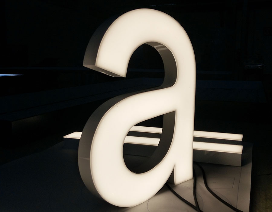 无边发光字为什么这么受欢迎？