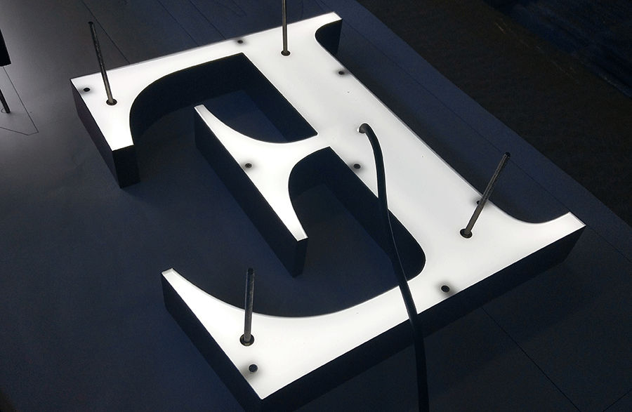 定制背发光字介绍