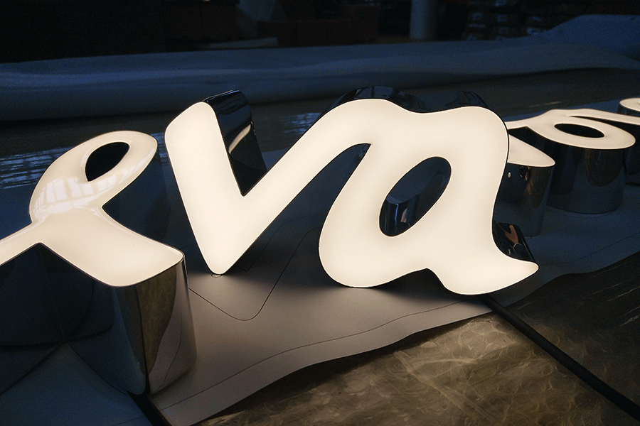 树脂发光字制作过程中要注意哪些细节？