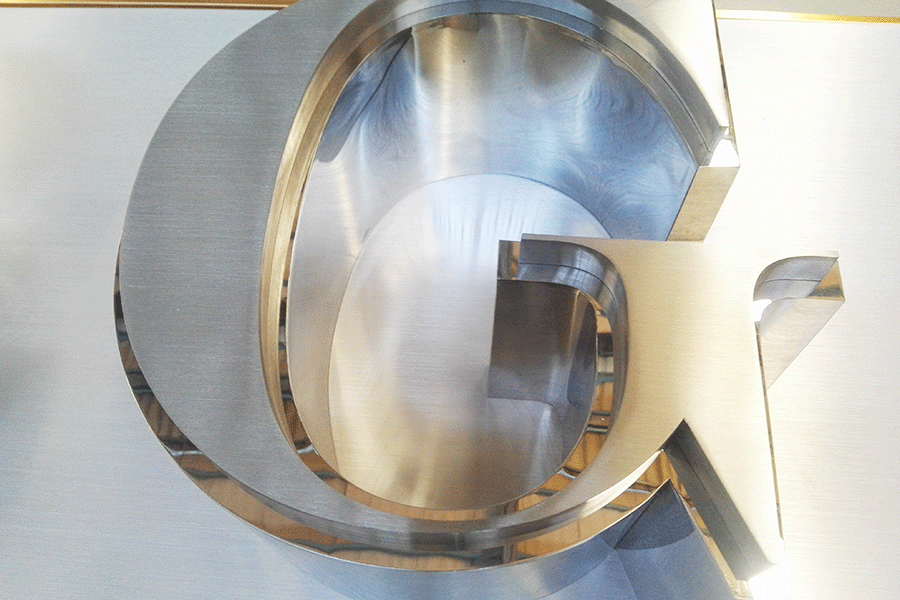 玫瑰金发光字有哪些特点及适用场所？