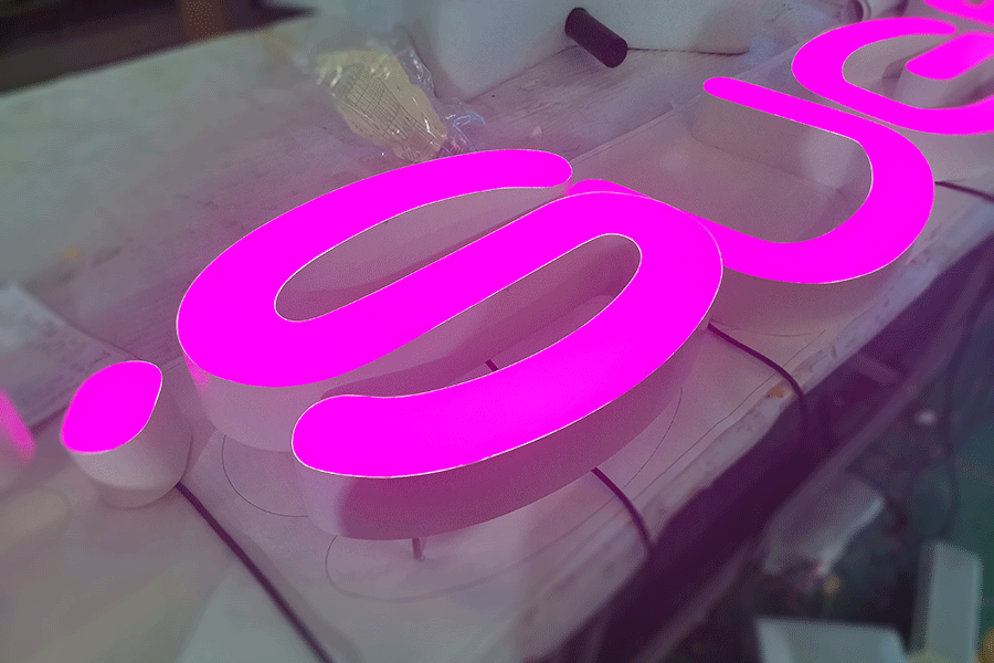 无边字门头招牌有哪些安装方式? 无边字门头招牌有哪些安装方式?