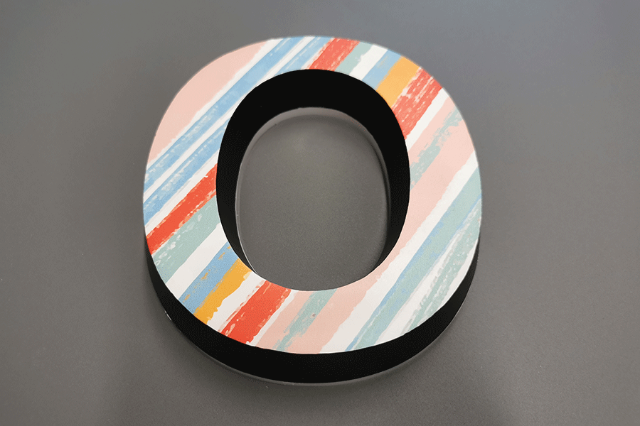 迷你字发光标识定制有什么优势？