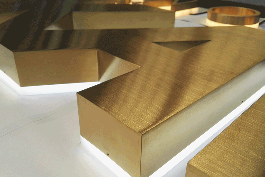 设计制作不锈钢发光字具备哪些特征? 设计制作不锈钢发光字具备哪些特征?