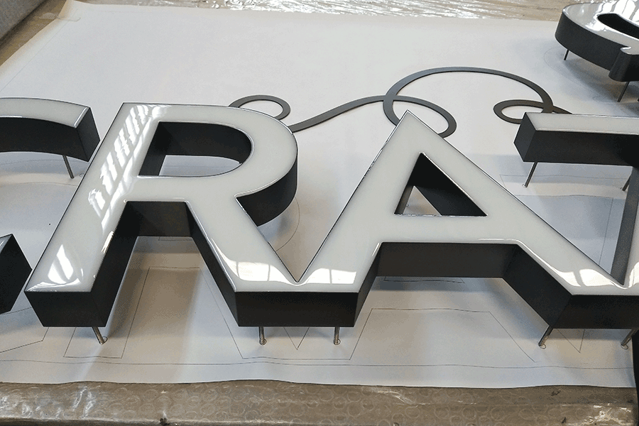 定制树脂字发光标识牌有哪些工艺流程？