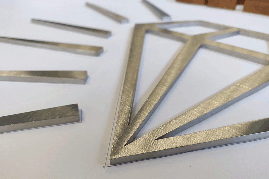 定制不锈钢字标识标牌有哪些流程步骤? 定制不锈钢字标识标牌有哪些流程步骤?