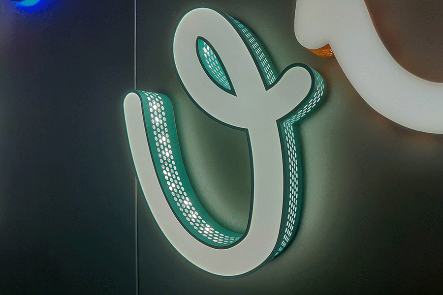 镂空发光字标识牌设计制作有什么用途？