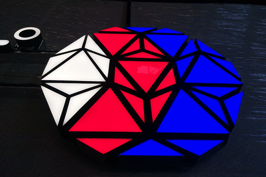 设计制作树脂字发光标识标牌有哪些优点？