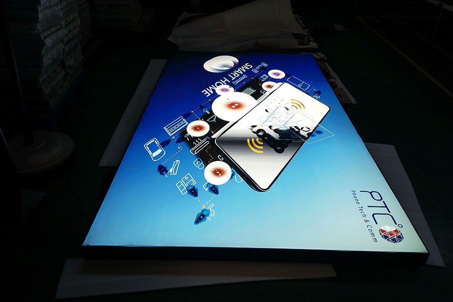 发光灯箱标识标牌制作有哪些优点？