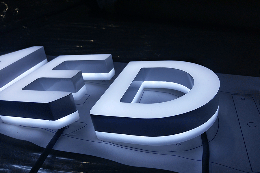 迷你字标识标牌定制有什么特色? 迷你字标识标牌定制有什么特色?