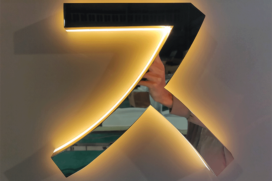 镜钢字标识标牌制作有哪些优点? 镜钢字标识标牌制作有哪些优点?