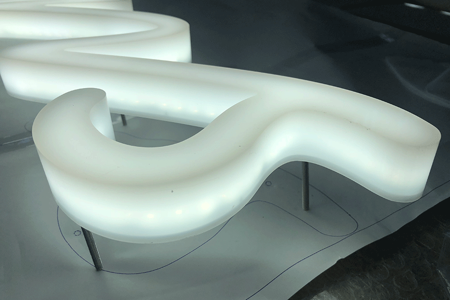 迷你字发光标识牌设计制作有哪些优点？